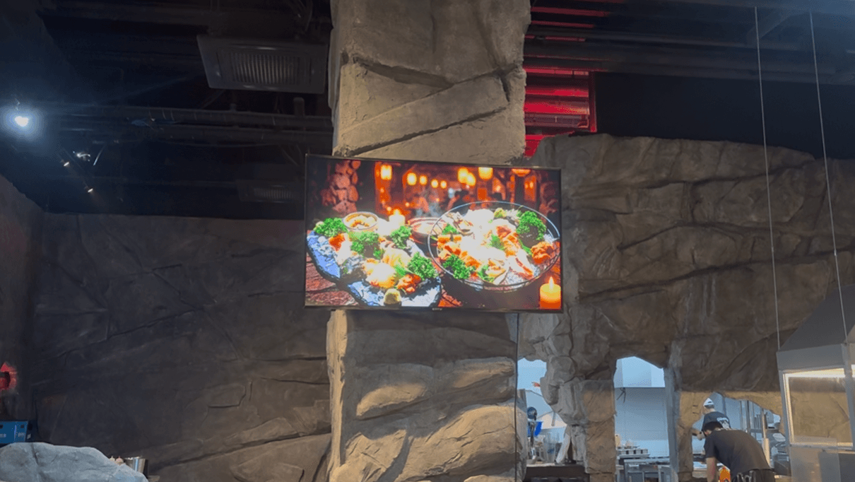 홉닭 암벽 인테리어 매장 사이니지 설치 사례 설치 사례 사진